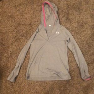 under armour hooded long sleeve